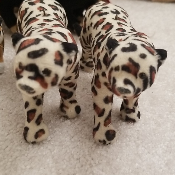 Miniature Animals 🌴🐵🦁🐅🦒🐘🐆🌴 - Picture 4 of 11